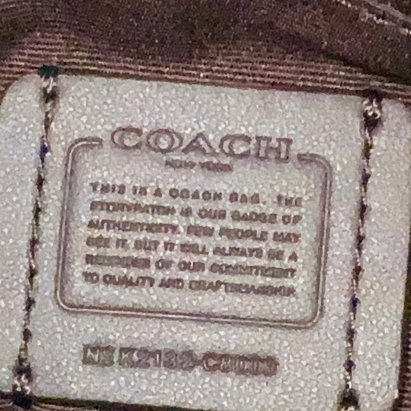 Coach Dempsey Bucket Bag Heart Charm - Picture 11 of 12